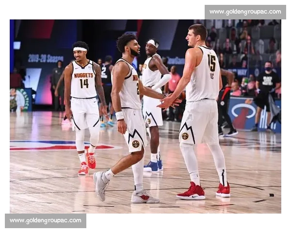 迈阿密热火对决圣安东尼奥马刺总决赛巅峰之战王朝更替的历史时刻