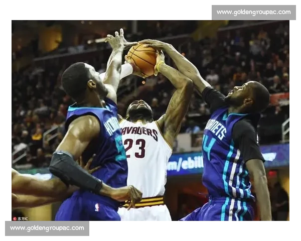 骑士主场迎战黄蜂年轻对决引爆东部焦点之夜赛季走向关键一战